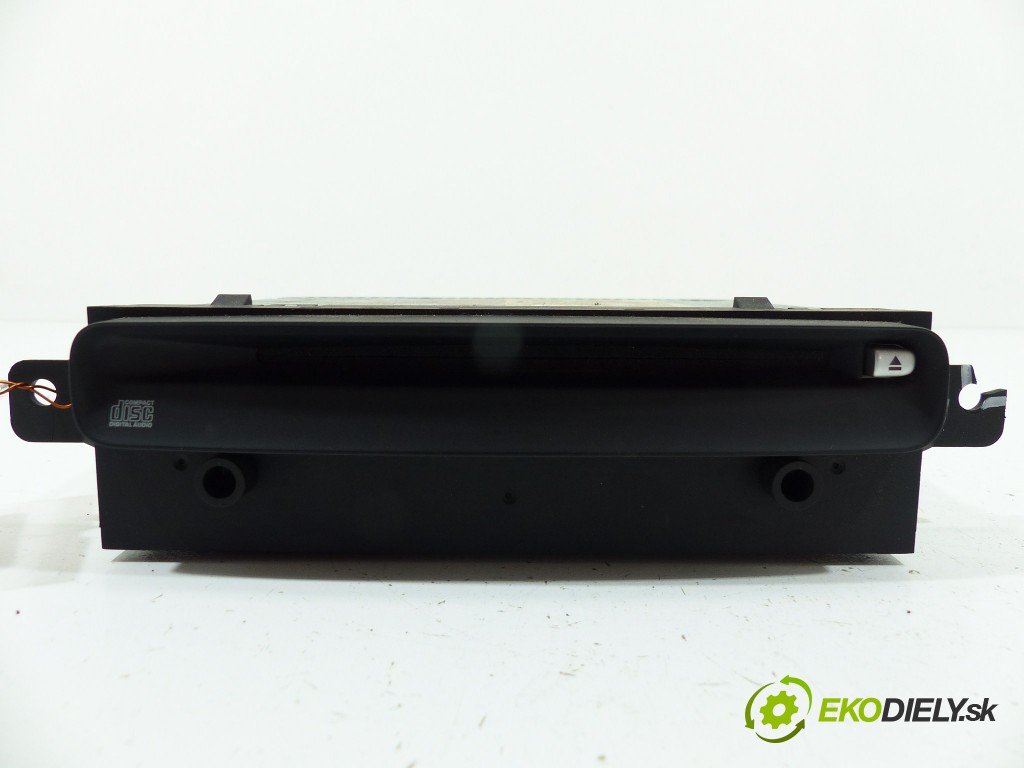 radio  Nissan Primera P12       0