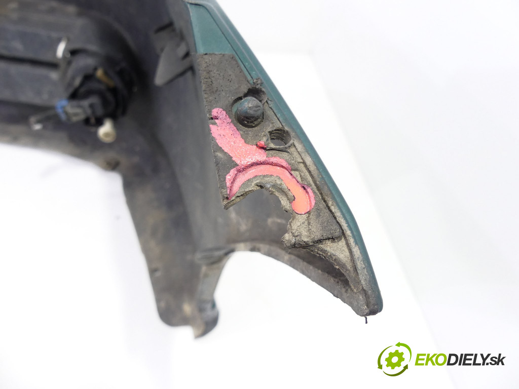 Nissan Almera tino       0  nárazník přední část