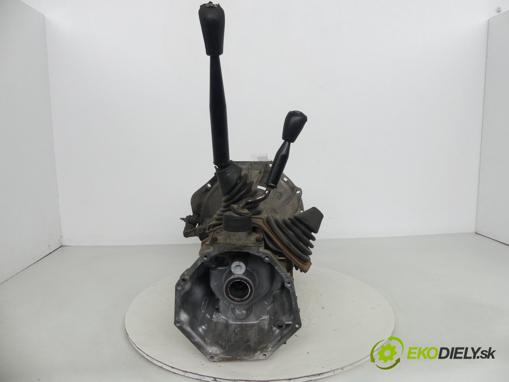 Toyota Land Cruiser 120       0  převodovka -