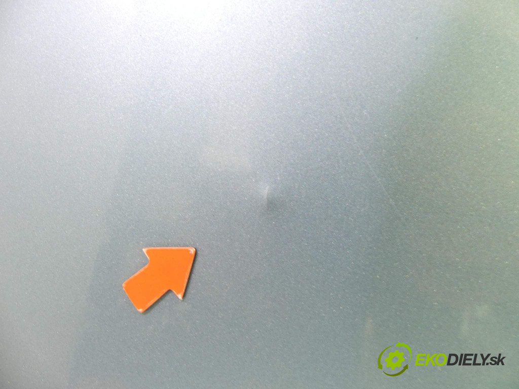 Peugeot 206       0  kapota predná