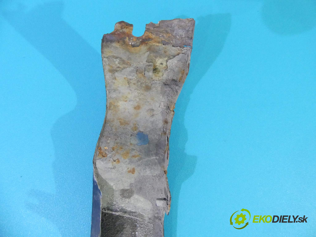 Skoda Octavia I 96-10 - - 1,9tdi 90 hp 5-dv. hatchback manuálna klíma európa 96-00r tmavomodrá(9460) kvalita a - octavia i 96-00 blatník predný pravy 9460