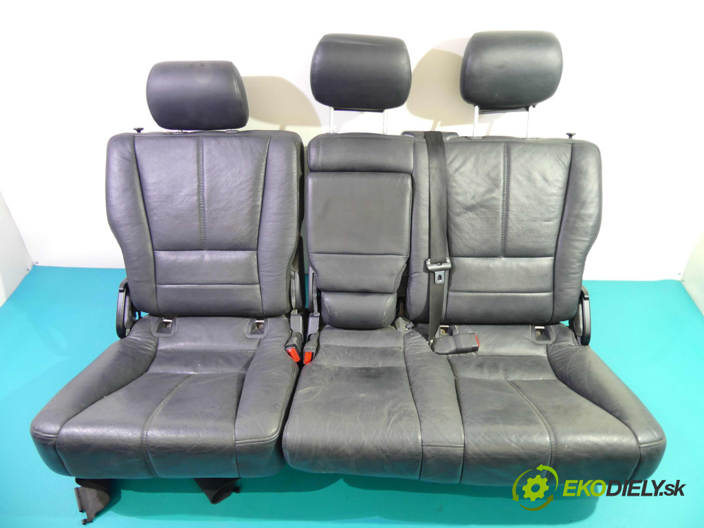 Mercedes ML W163 97-05       0  sedadlá, sedačky -