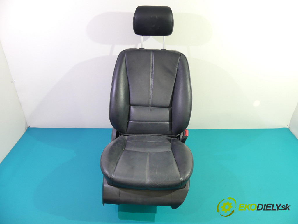 Mercedes ML W163 97-05       0  sedadlá, sedačky -