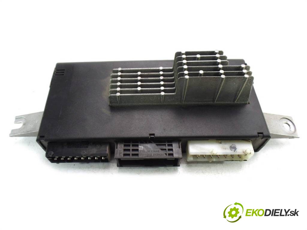 modul riadiaca jednotka svetiel 8372875 BMW 7 E38       0