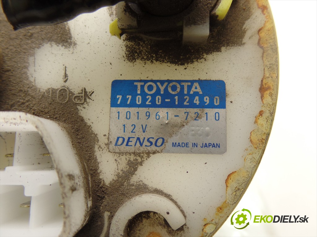 pumpa paliva vnitřní 77020-12490 Toyota Corolla E12       0