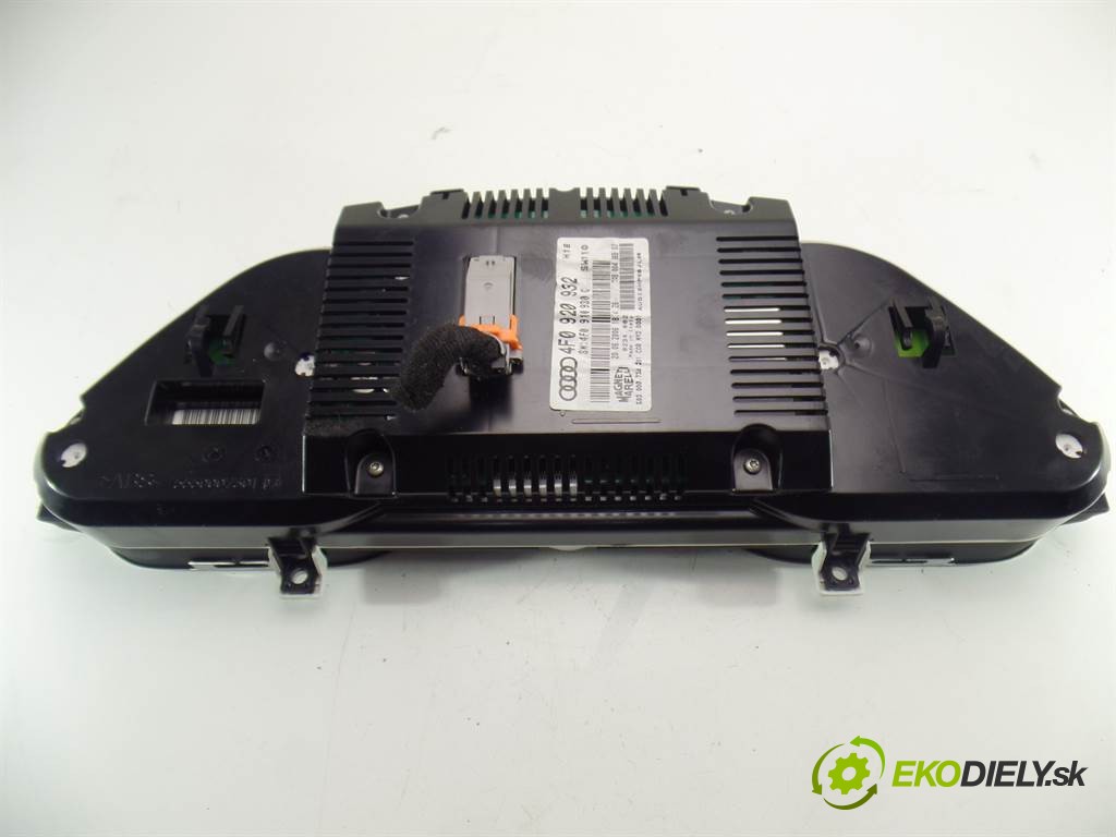 prístrojovka 4F0920932 Audi A6 C6       0