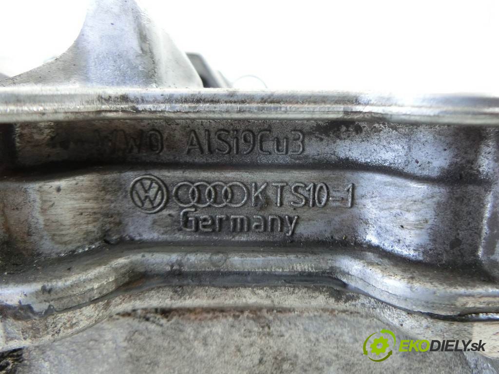 hlava válců 03G103373A Audi A4 B7       0