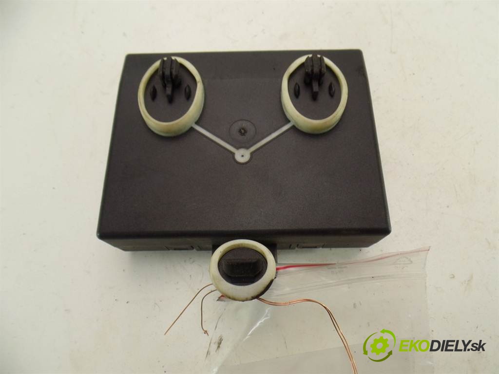 modul riadiaca jednotka dvere 7N0959794 Skoda Superb II       0