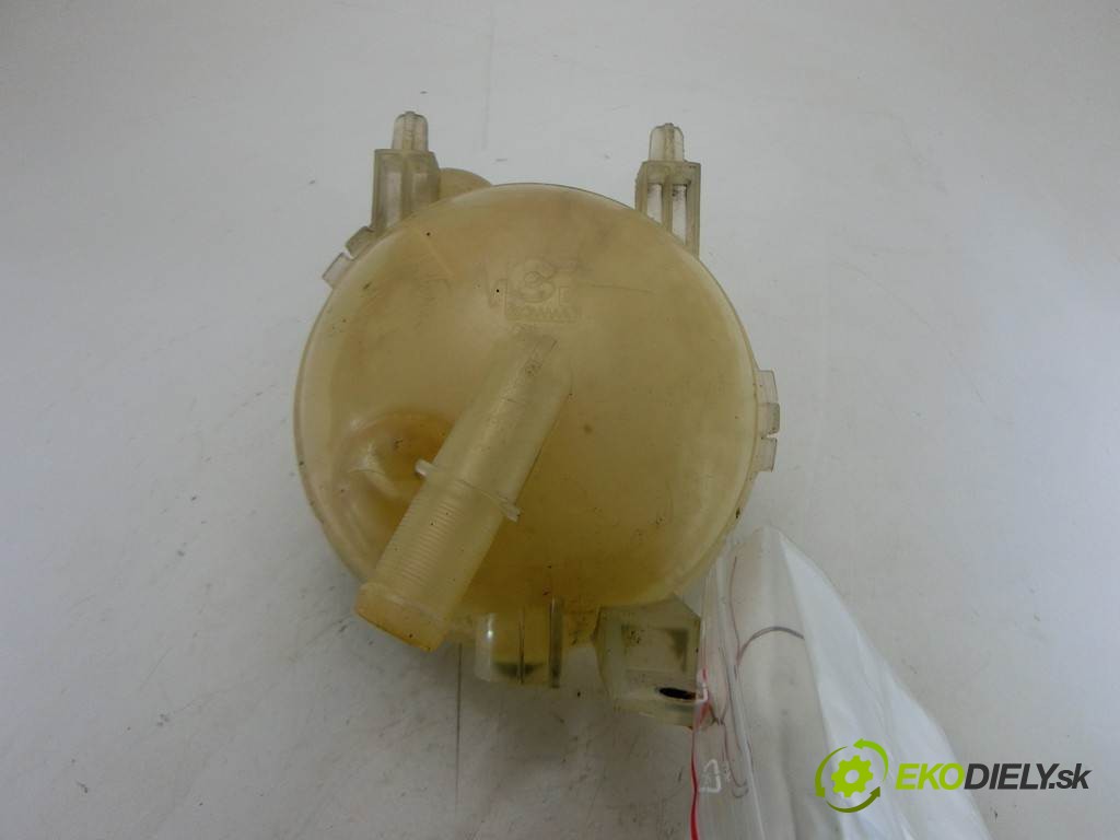 nádržka vyrovnávacia (kvapaliny) chladiaceho  Citroen C4 VTR       0
