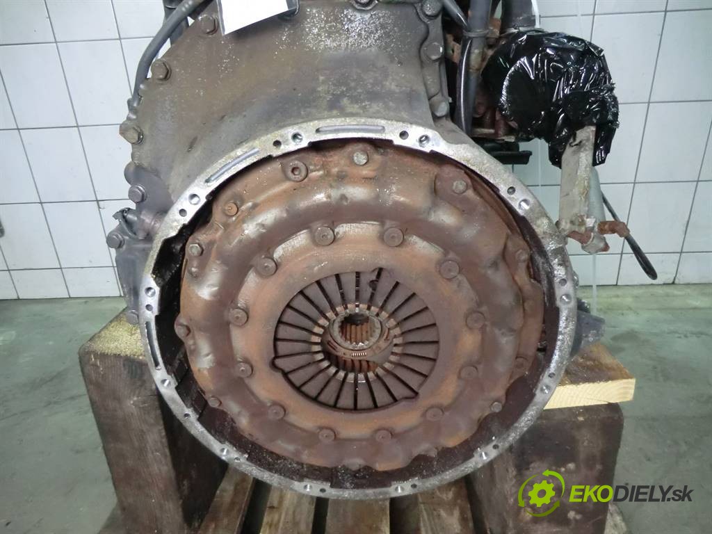 motor 904 LA. II/1-02 Mercedes-Benz 814 Vario       0