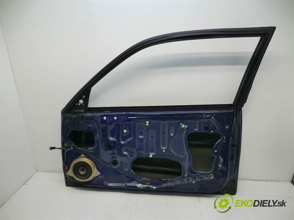 dveře přední část pravé  Toyota Corolla E11       0