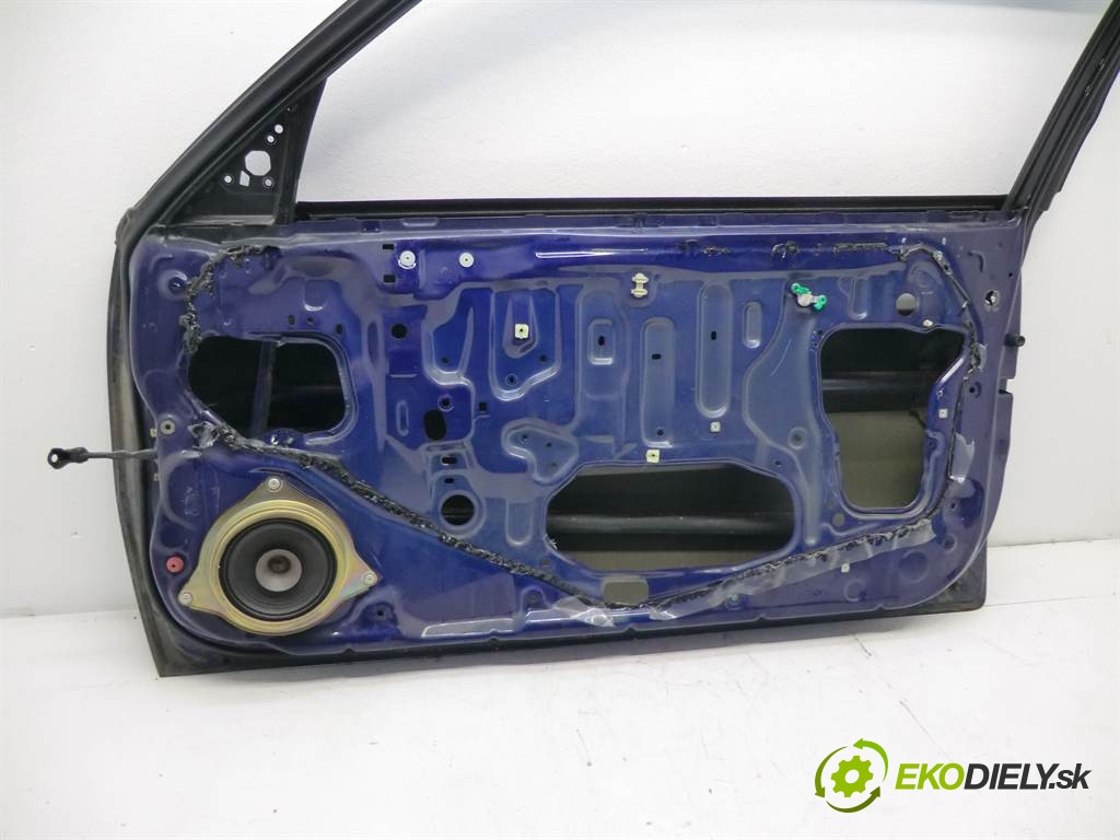 dveře přední část pravé  Toyota Corolla E11       0
