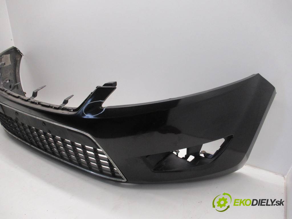 nárazník přední část  Ford Mondeo Mk4       0