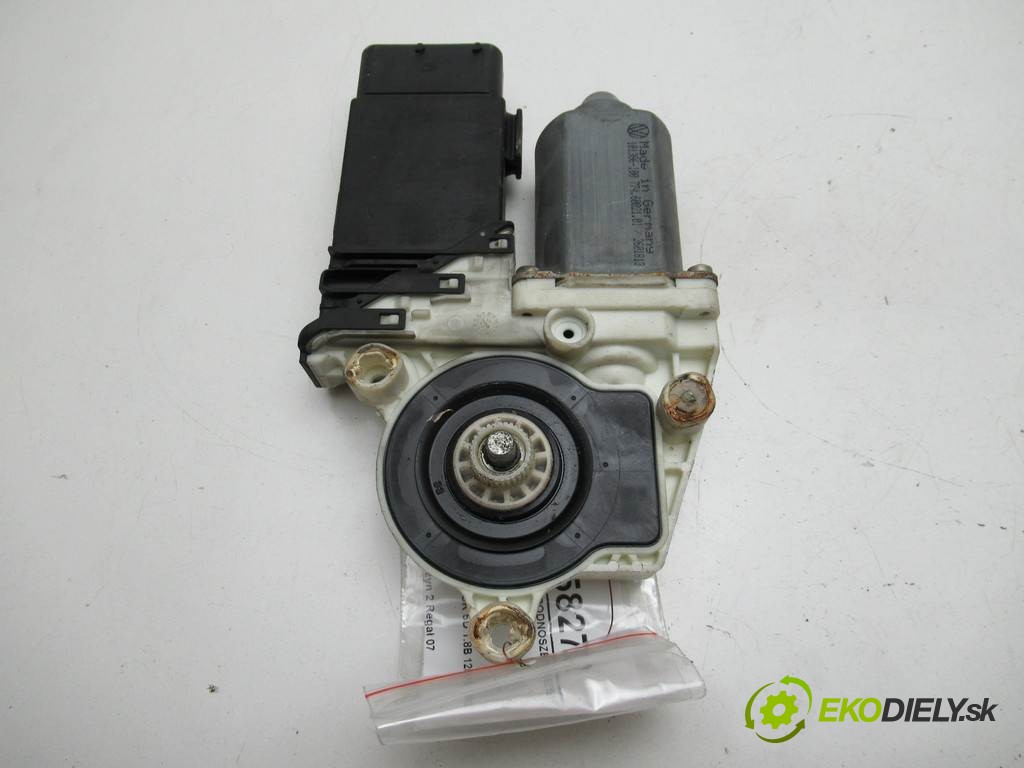 motorček sťahovania okna predný pravy 1J1959802B Volkswagen Golf IV       0