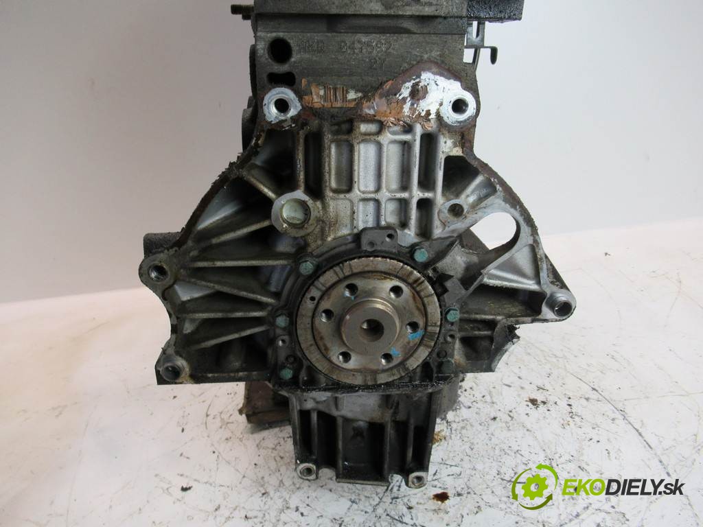 motor AKQ Volkswagen Golf IV       0