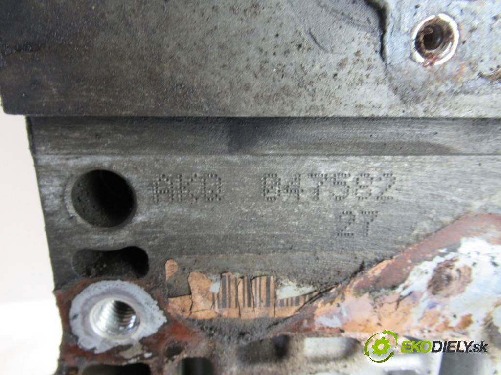 motor AKQ Volkswagen Golf IV       0