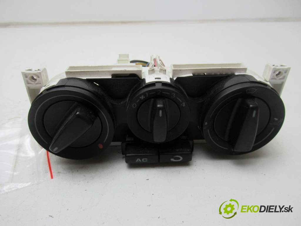 panel ovládaní topení 1J0820045E Skoda Octavia I LIFT       0