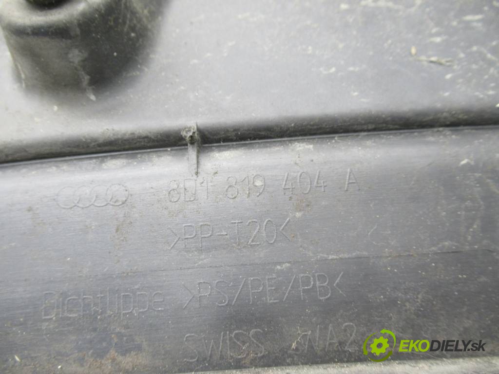 torpédo plast pod čelní okno  Audi A4 B5       0
