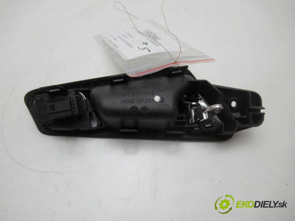 kľučka predný ľavá strana vnútorná 3C1837113D Volkswagen Passat B6       0