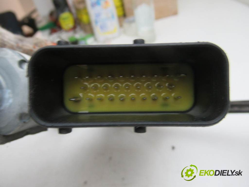 mechanizmus okna predný ľavy 1U4959801D Skoda Octavia I LIFT       0