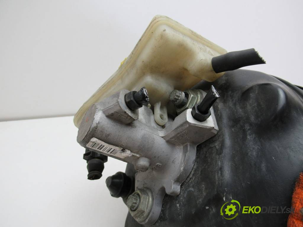 posilovač pumpa brzdová 8E0612105J Audi A4 B6       0
