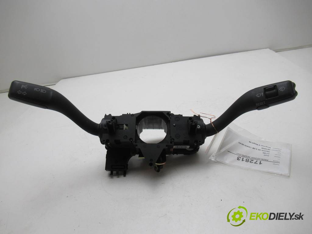 přepínač kombinovaný 8E0953503B Audi A4 B6       0