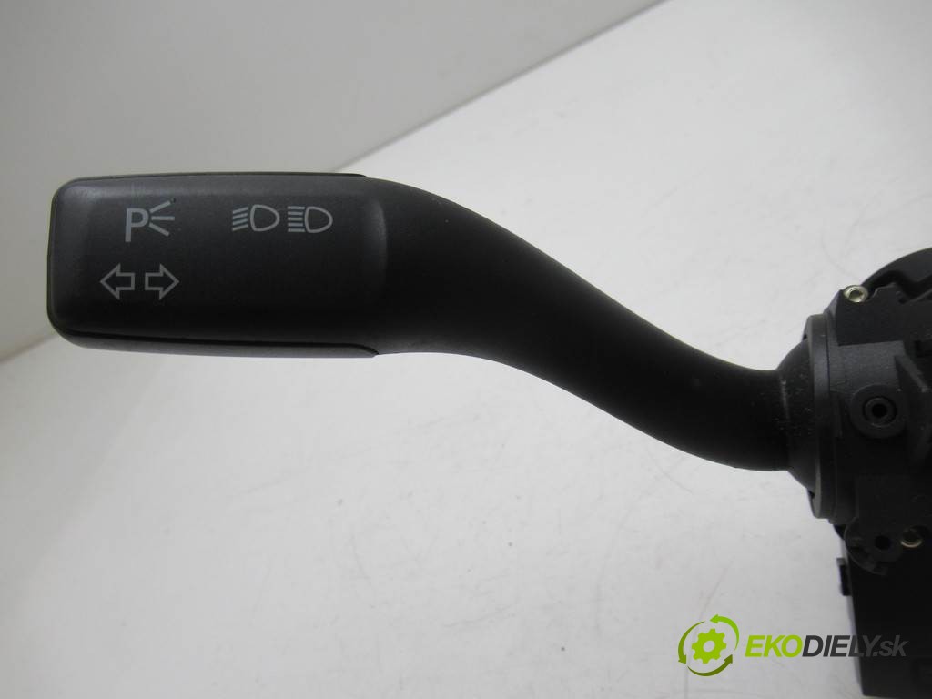 přepínač kombinovaný 8E0953503B Audi A4 B6       0