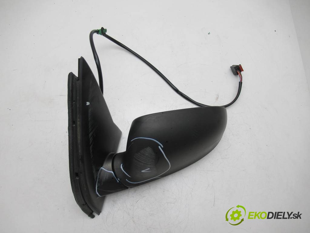 spätné zrkadlo ľave  Volkswagen Golf V       0