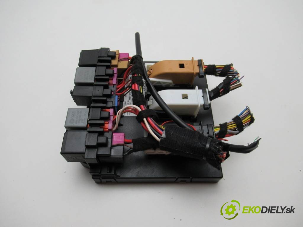 modul bcm 1K0937086F Skoda Octavia II LIFT       0