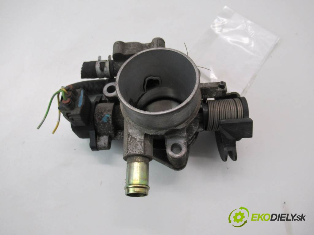 škrtíci klapka 89452-02040 Toyota Corolla E12       0