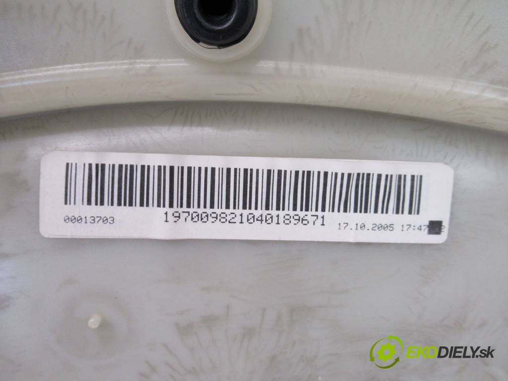 čalúnenie dvere predný pravy tapacír  Skoda Octavia II       0