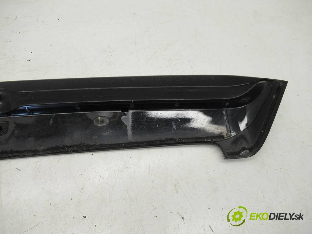 Peugeot 106       0  spoiler
