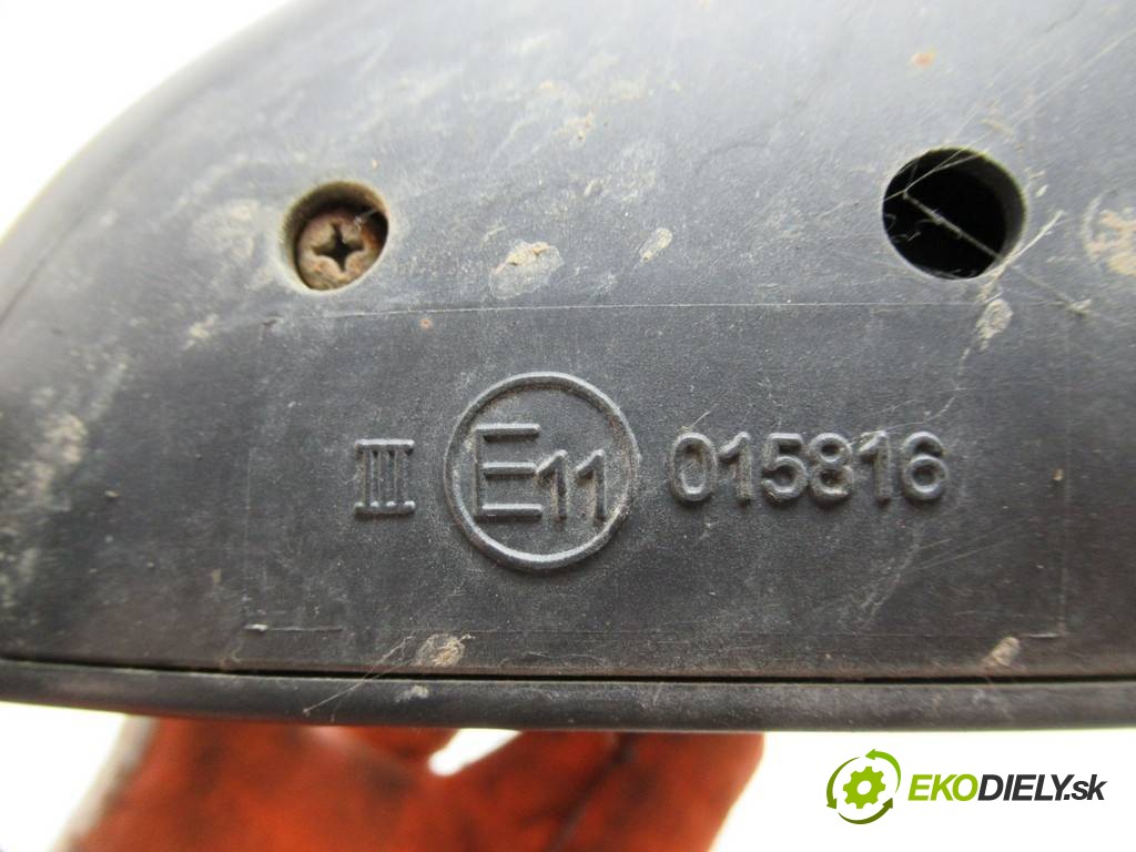 spätné zrkadlo pravé  Peugeot 206       0