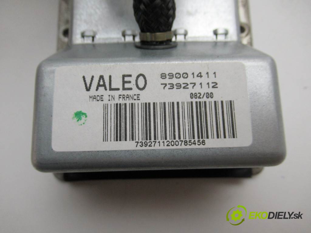 měnič xenon 89001411 73927112 Peugeot 607       0