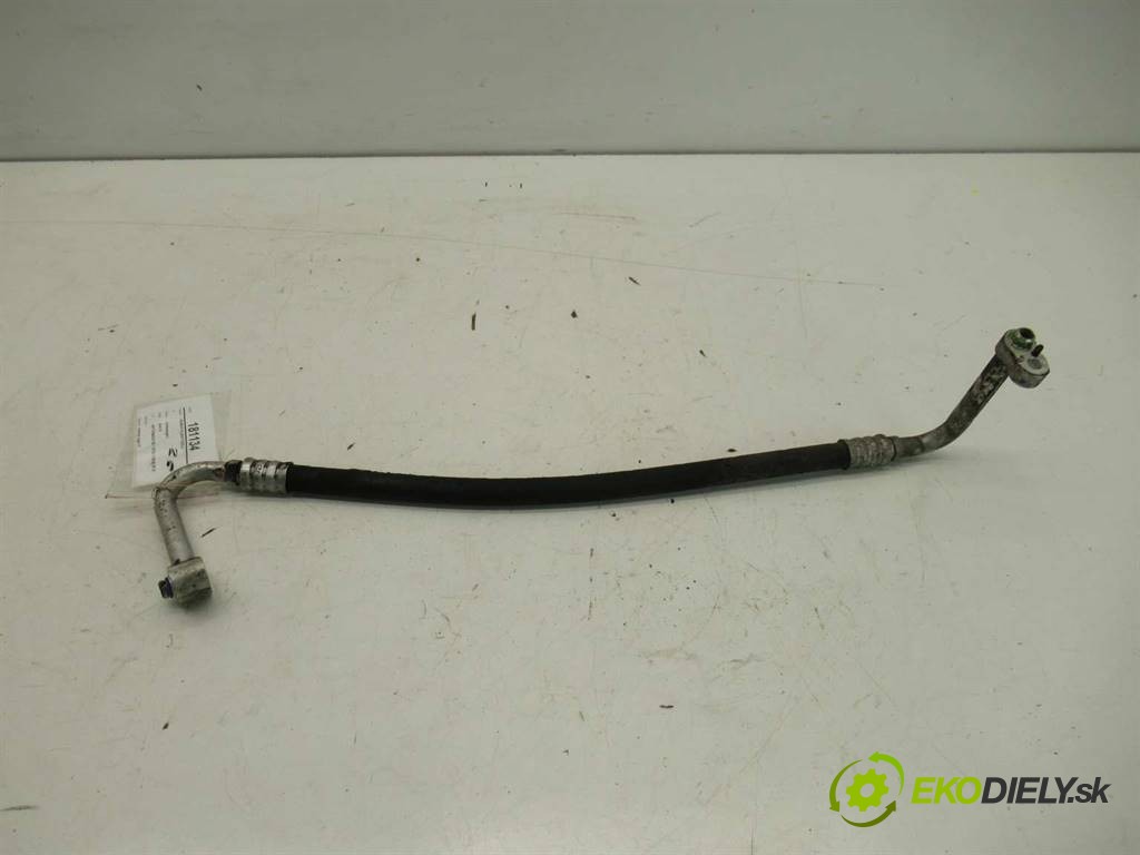 rúrka klimatizácie 1J0820721T Volkswagen Golf IV       0