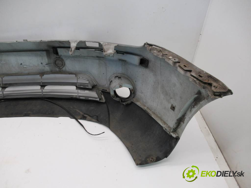 Ford Mondeo Mk3       0  nárazník přední část