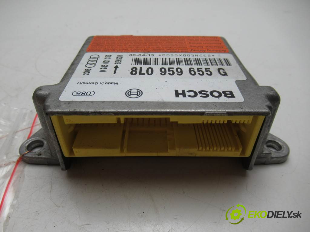 Audi A3 8L       0  senzor airbag 8L0959655G