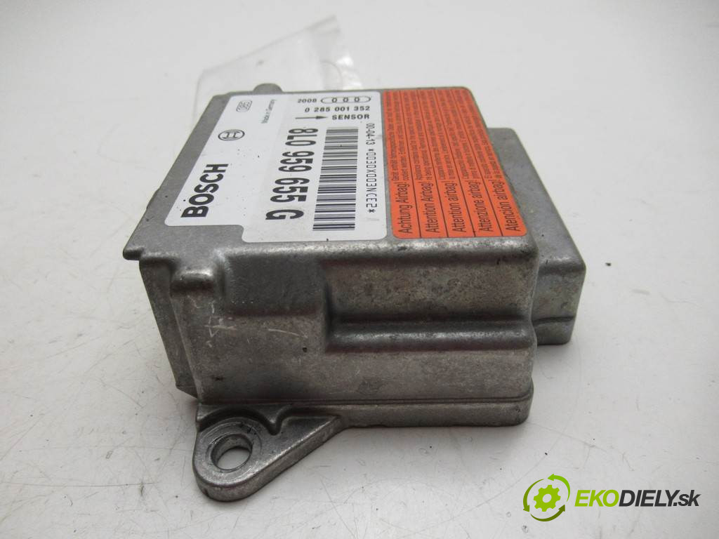 Audi A3 8L       0  senzor airbag 8L0959655G