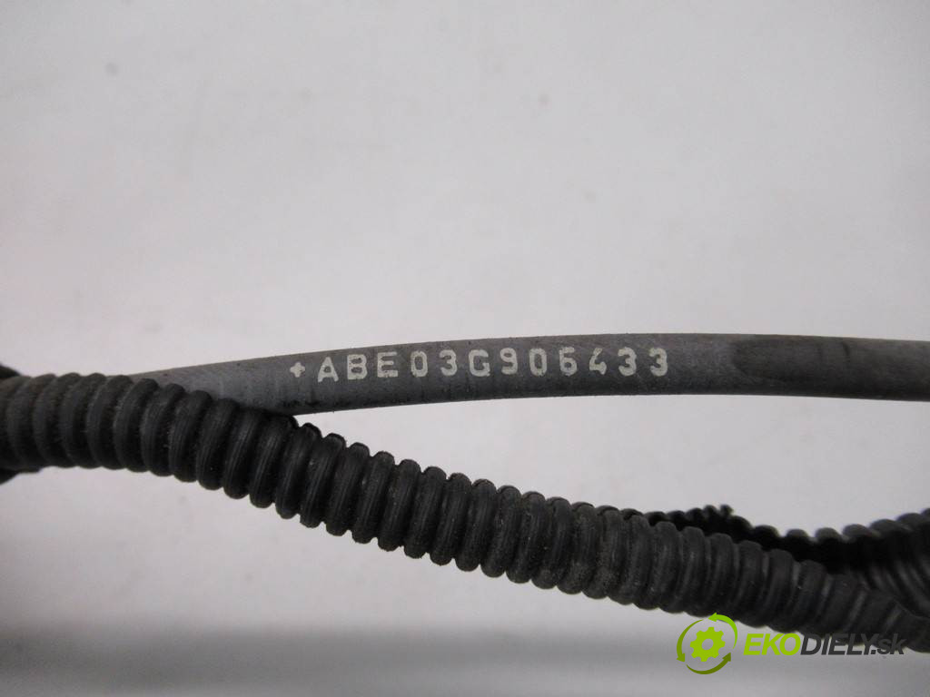 Skoda Octavia II       0  snímač pozície vačkového hriadeľa - 03G906433