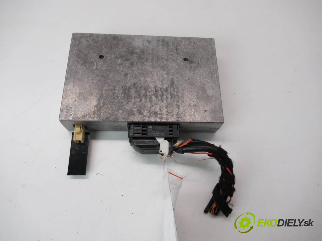 Skoda Octavia II       0  modul bluetooth 1Z0035729B