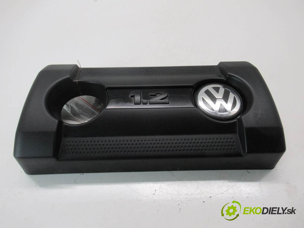 Volkswagen Polo IV 9N       0  kryt motor 03D103925