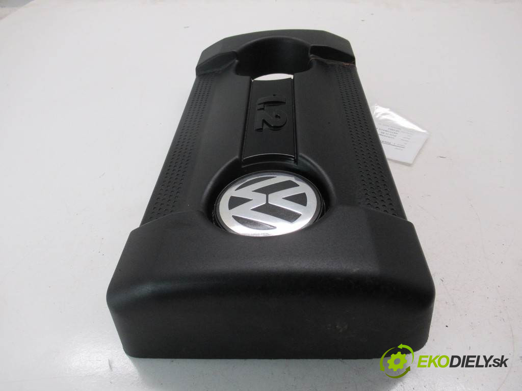 Volkswagen Polo IV 9N       0  kryt motor 03D103925