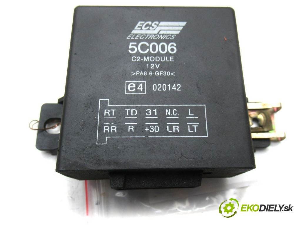 Seat Leon       0  modul tažného oka 5C006