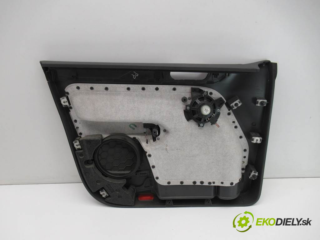 Volkswagen Golf V       0  ča dveře přední část pravý tapacír