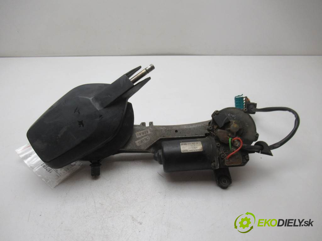 Mercedes-Benz C W202       0  mechanizmus stieračov predný A2028200208