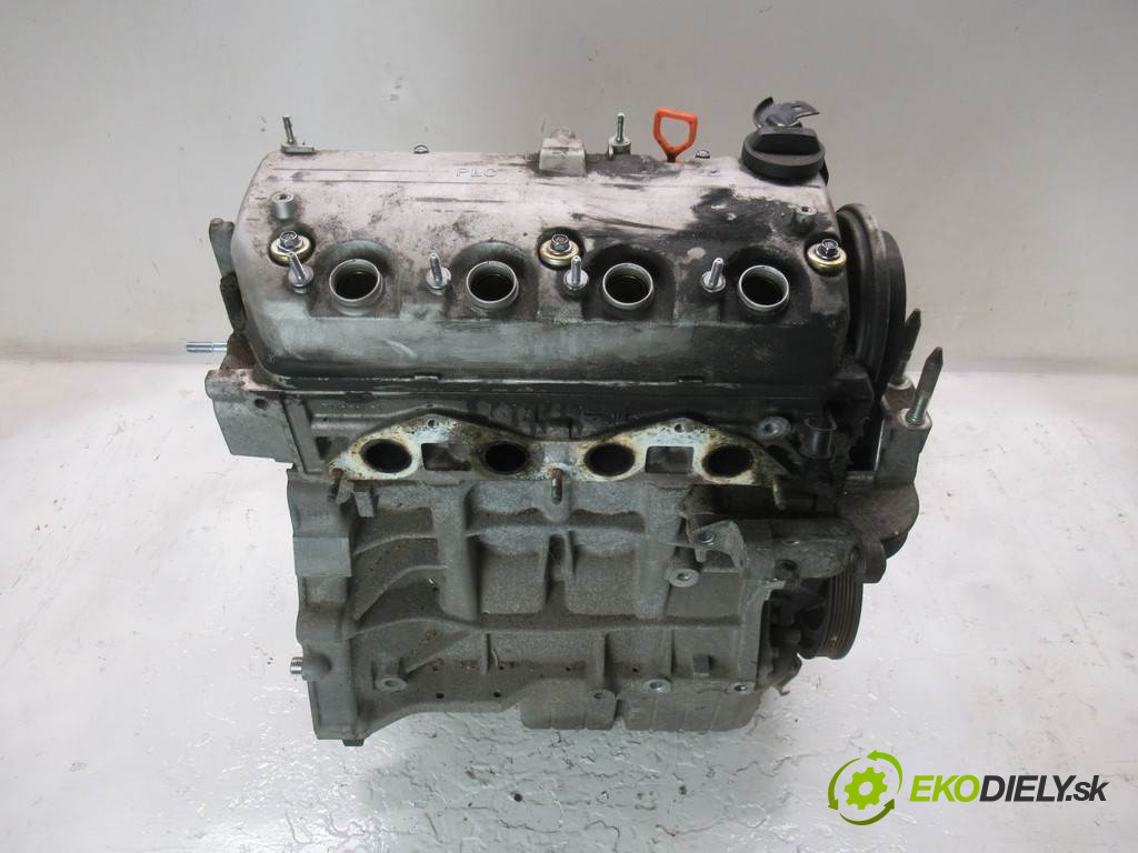 Honda Civic VII       0  motor D16V1