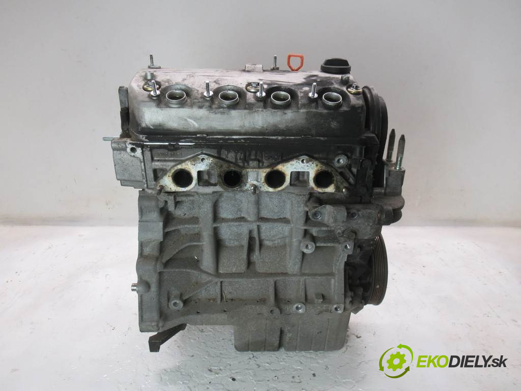 Honda Civic VII       0  motor D16V1