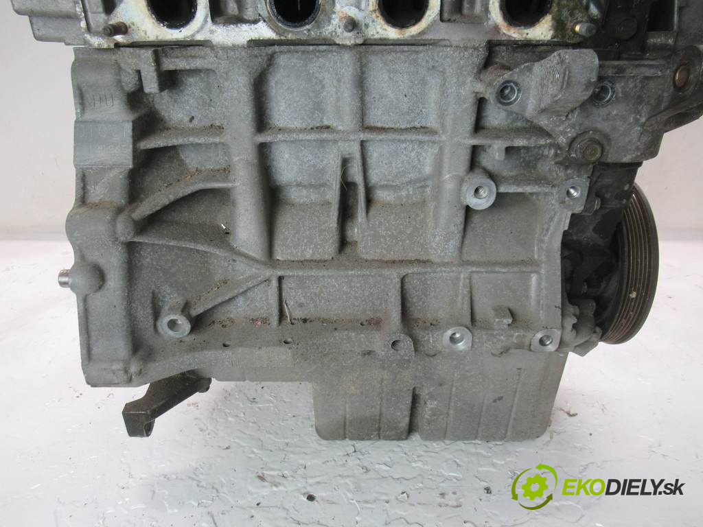 Honda Civic VII       0  motor D16V1
