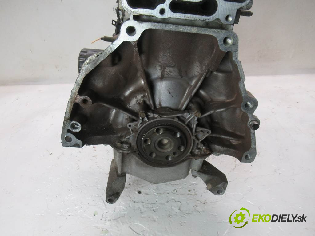 Honda Civic VII       0  motor D16V1