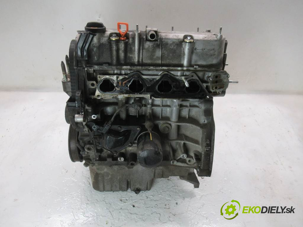 Honda Civic VII       0  motor D16V1